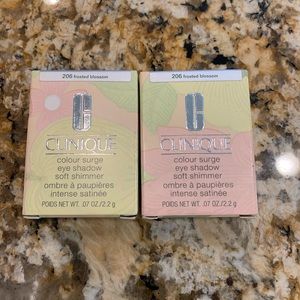Clinique - 205Color Surge Eyeshadow Sift Shimmer - 2 Brand New - Frosted Blossom